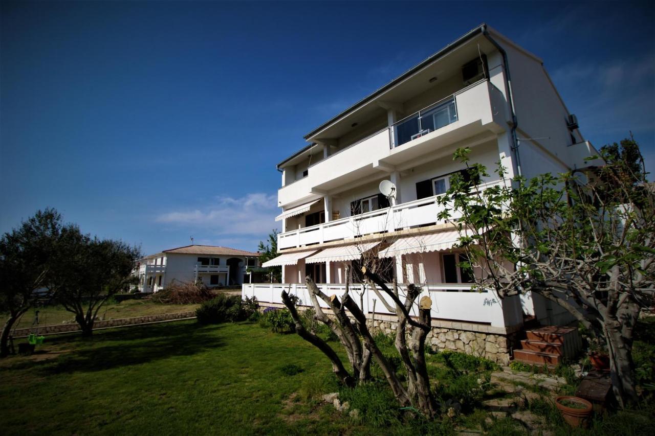 Apartments And Rooms With Parking Space Pag - 13060 Pag Town Kültér fotó